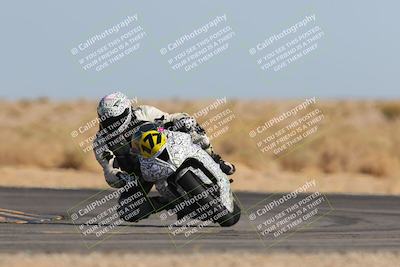 media/Mar-22-2025-CVMA (Sat) [[462c0ffedb]]/Race 13-Amateur Supersport Middleweight/